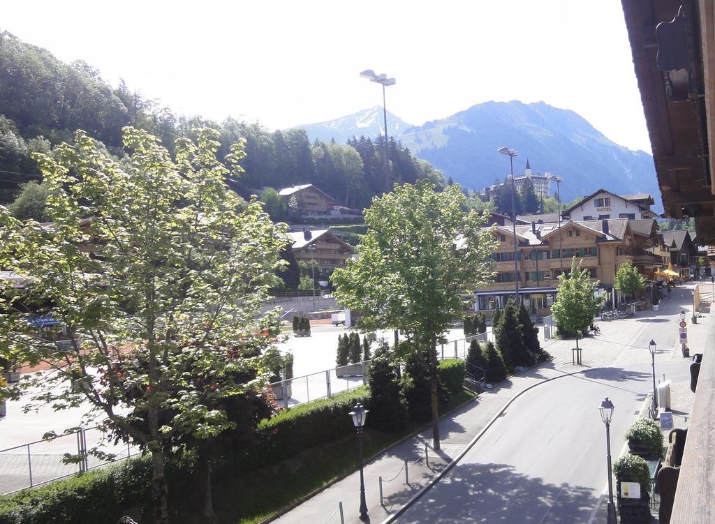 Hotel Christiania Gstaad Exterior photo